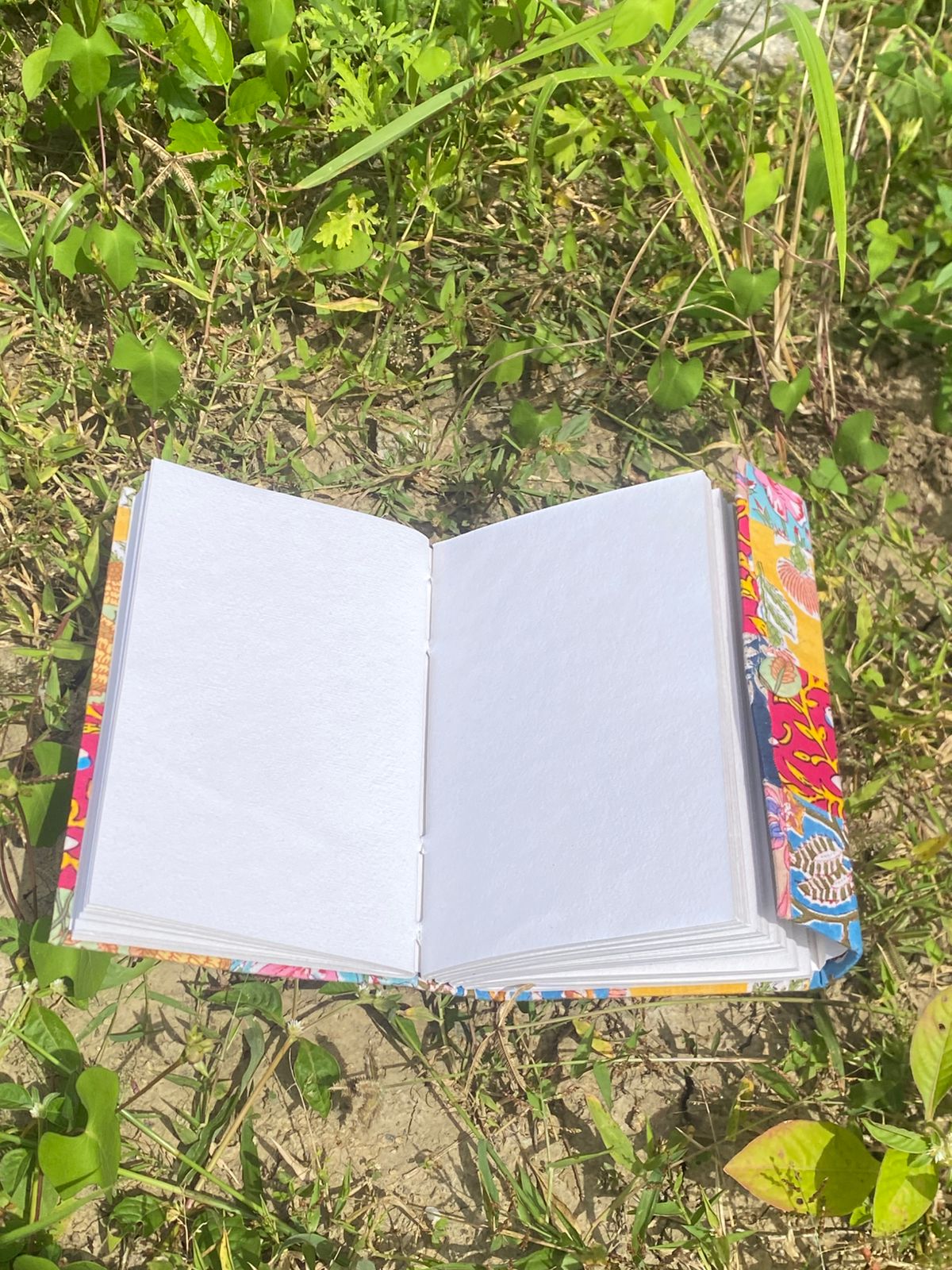 Recycled Paper Vintage Journal (Multicolor) - Jumbo