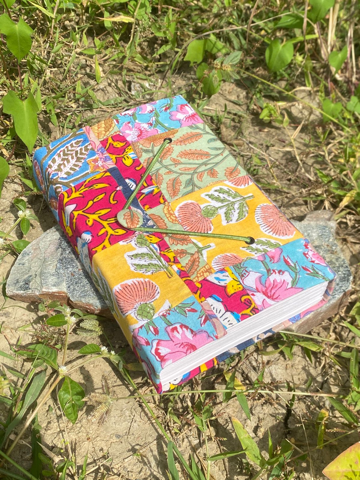 Recycled Paper Vintage Journal (Multicolor) - Jumbo