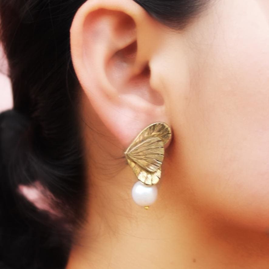 #38 - Spherical Pearl Earrings - Jewellery