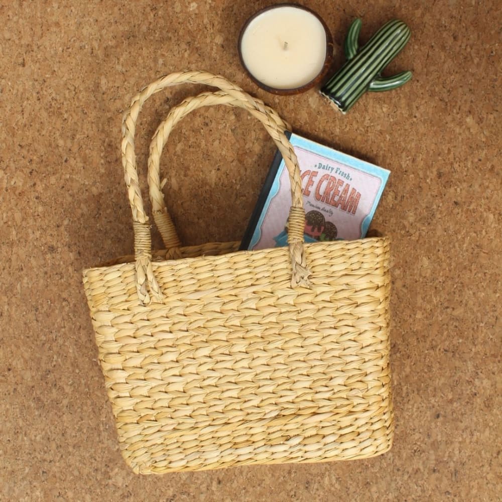 Beige Water Reed (Kauna Grass) Basket thumbnail 6