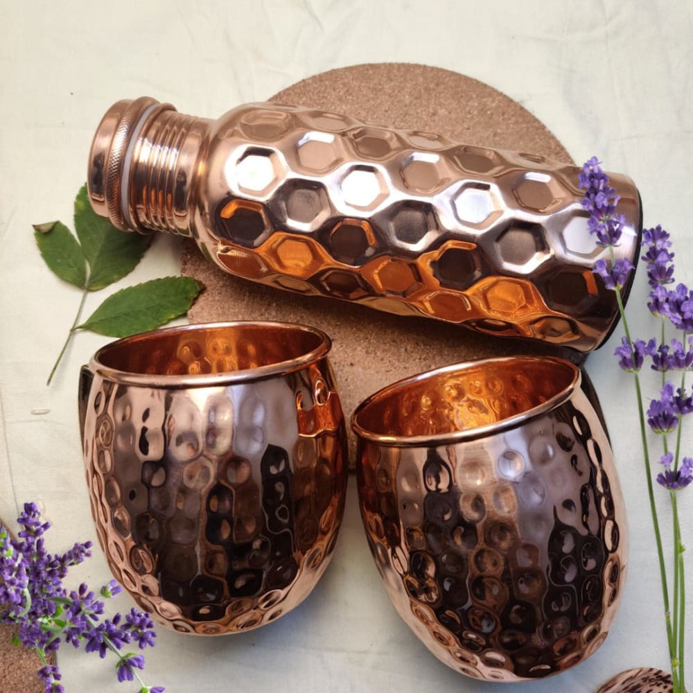 Copper Bottle With Mugs - ONEarth