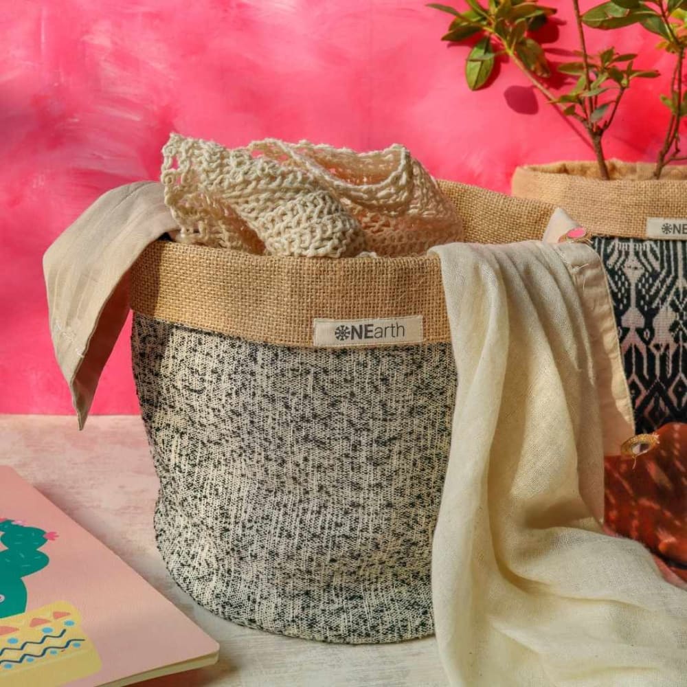 Jute Bags / Planters - Daisy / Large - Home Decor