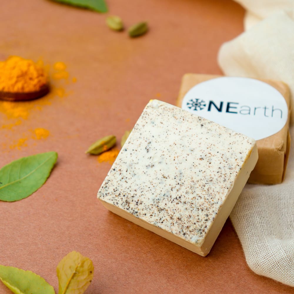 Wild Turmeric & Cardamom Night Ubtan Cleanser - ONEarth